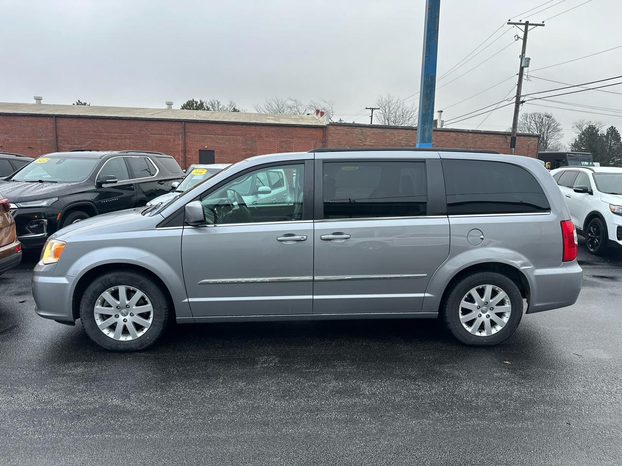 Chrysler Town & Country 4dr Wgn Touring 2014