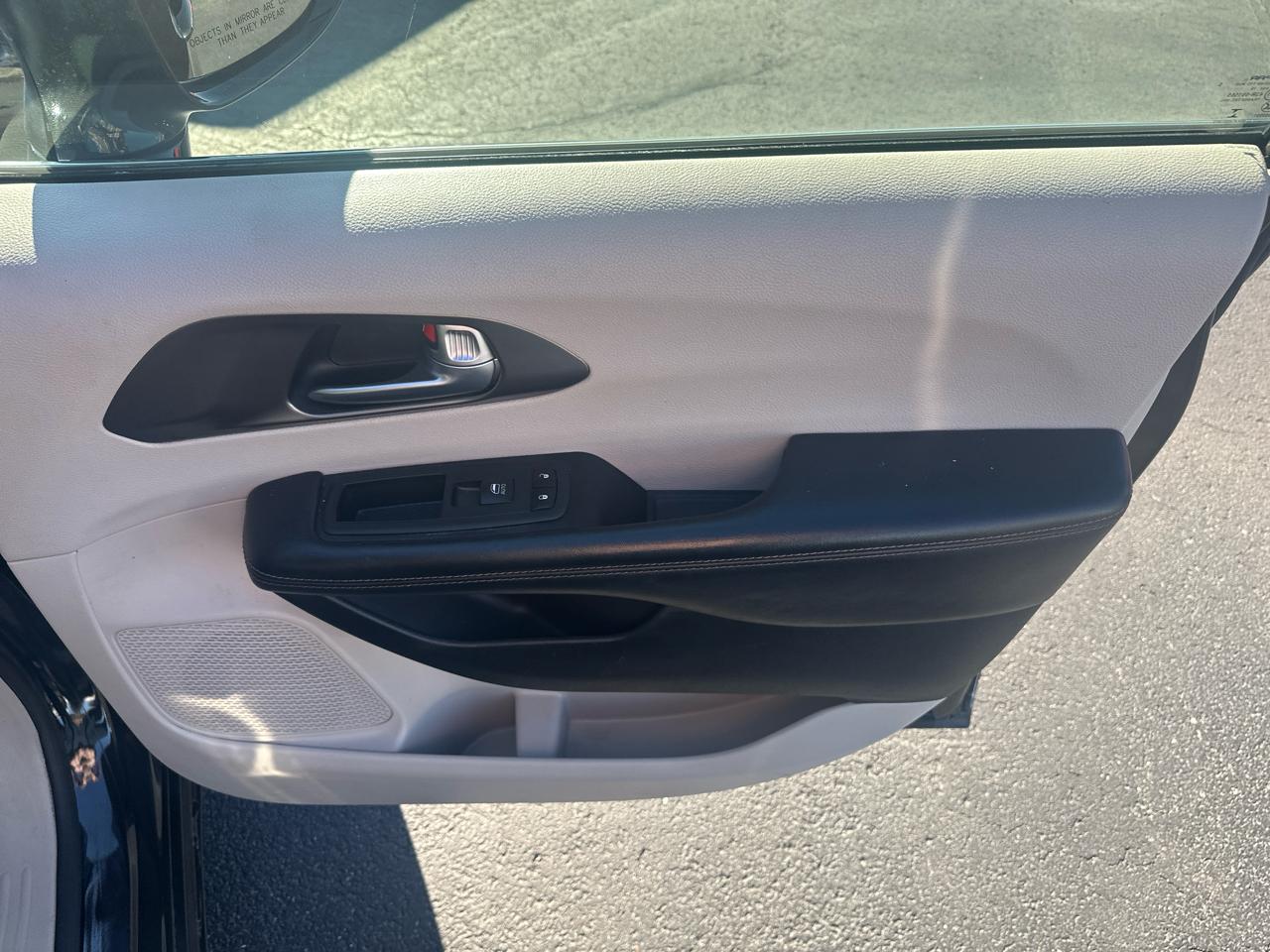 Chrysler Pacifica Touring L FWD 2020