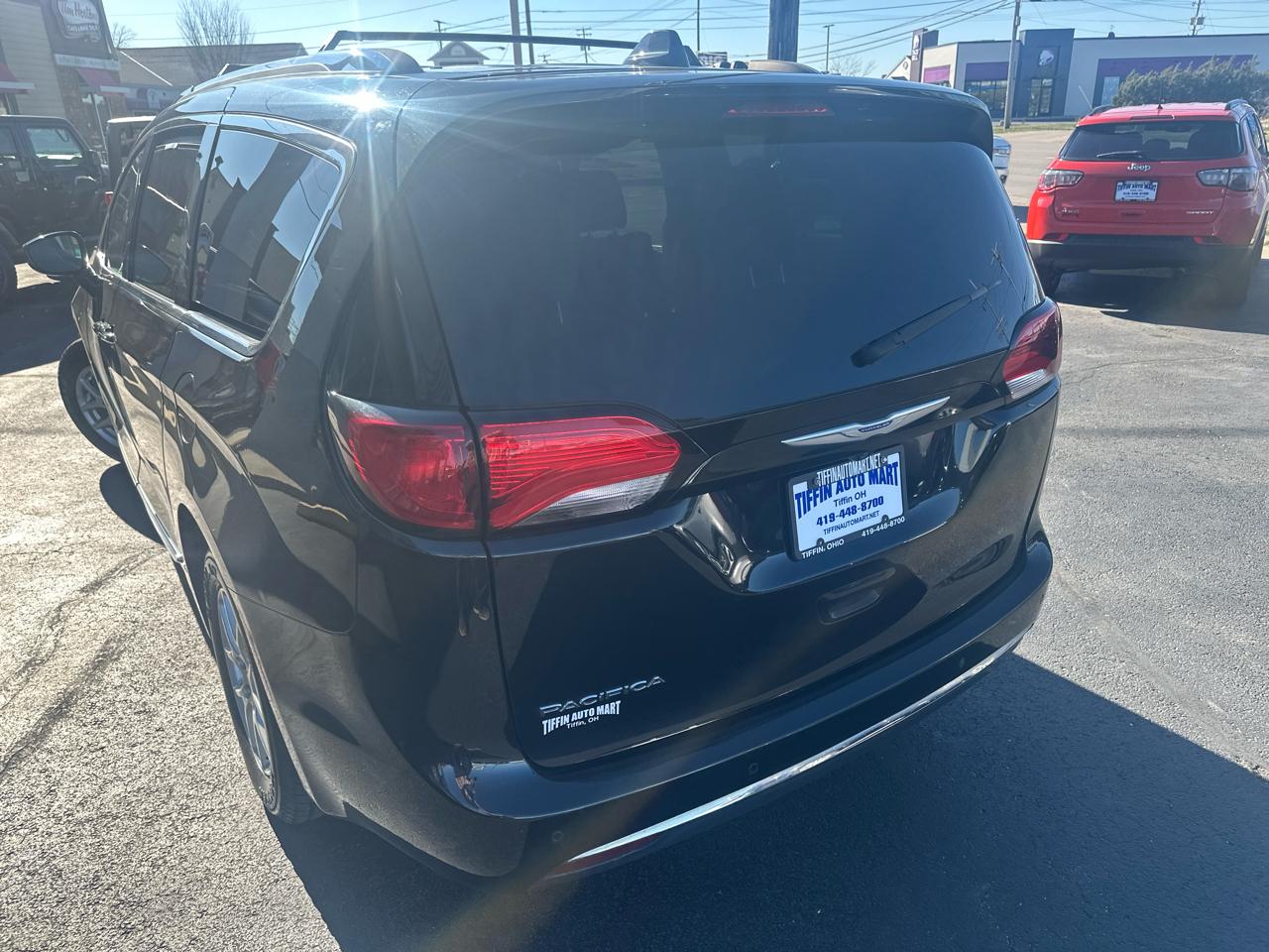 Chrysler Pacifica Touring L FWD 2020