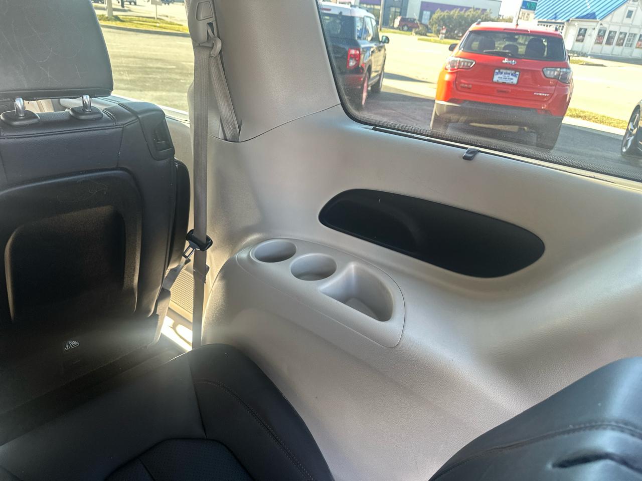 Chrysler Pacifica Touring L FWD 2020