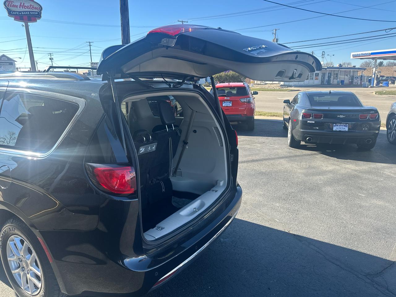 Chrysler Pacifica Touring L FWD 2020