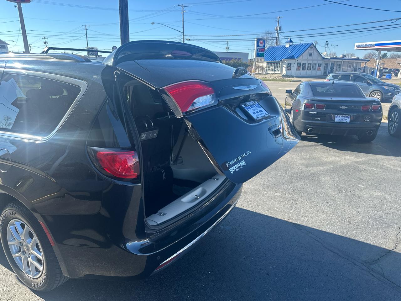 Chrysler Pacifica Touring L FWD 2020