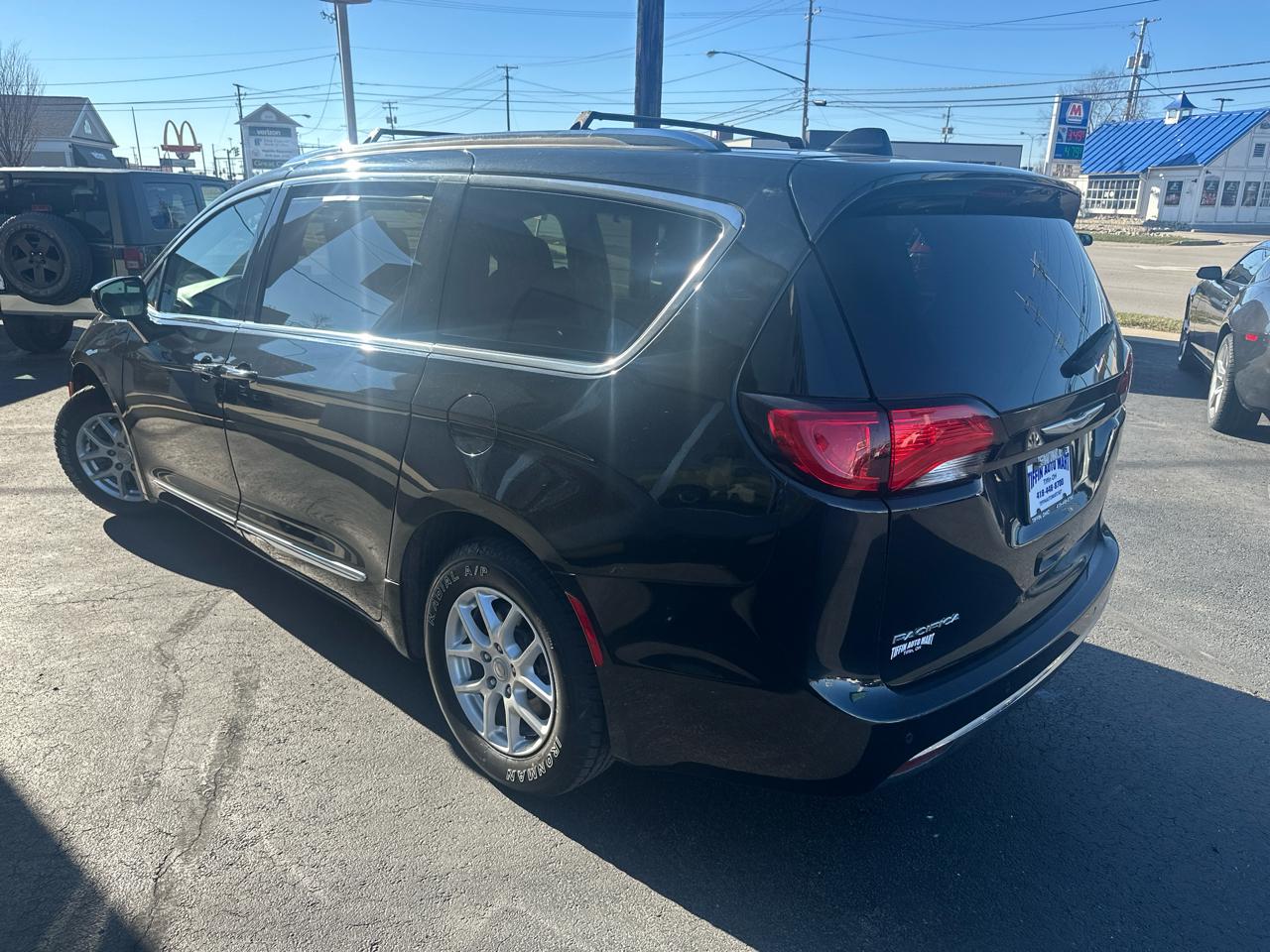 Chrysler Pacifica Touring L FWD 2020