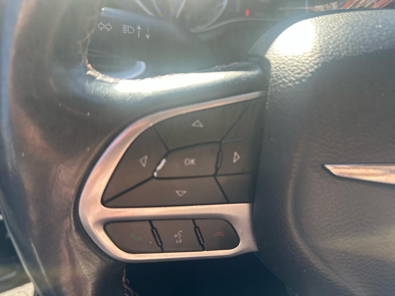 Chrysler Pacifica Touring L FWD 2020