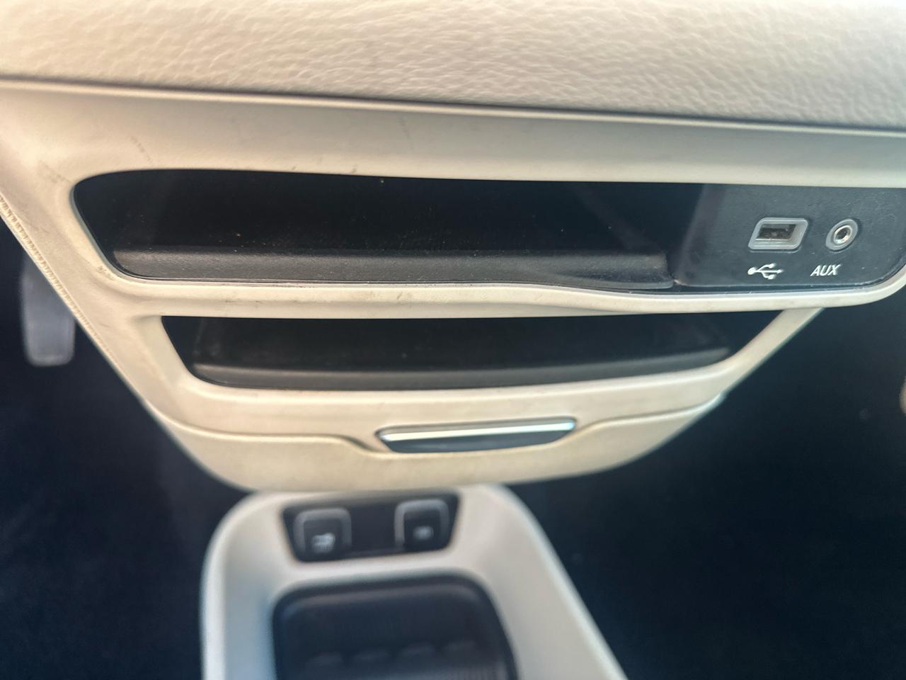 Chrysler Pacifica Touring L FWD 2020