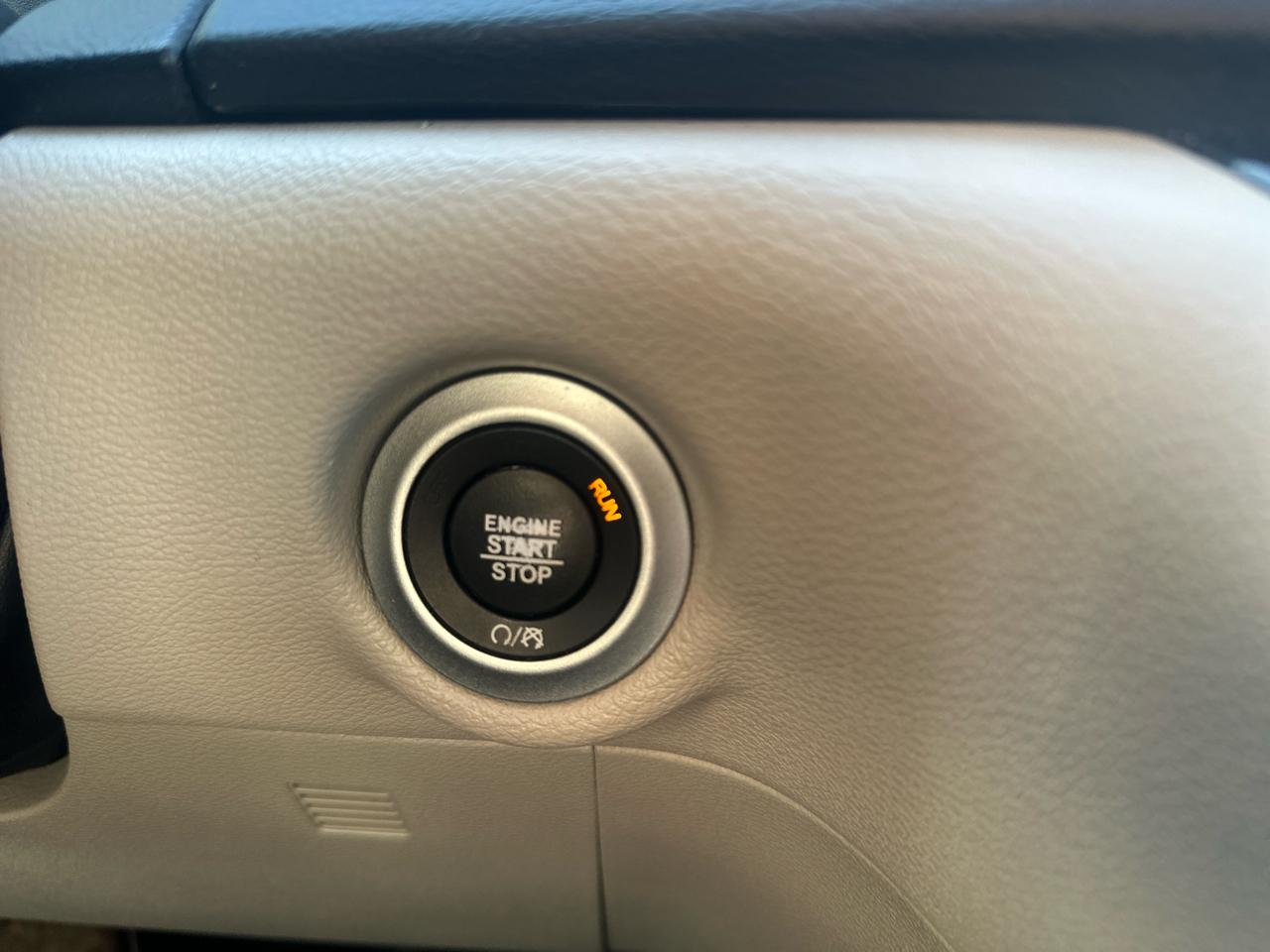 Chrysler Pacifica Touring L FWD 2020