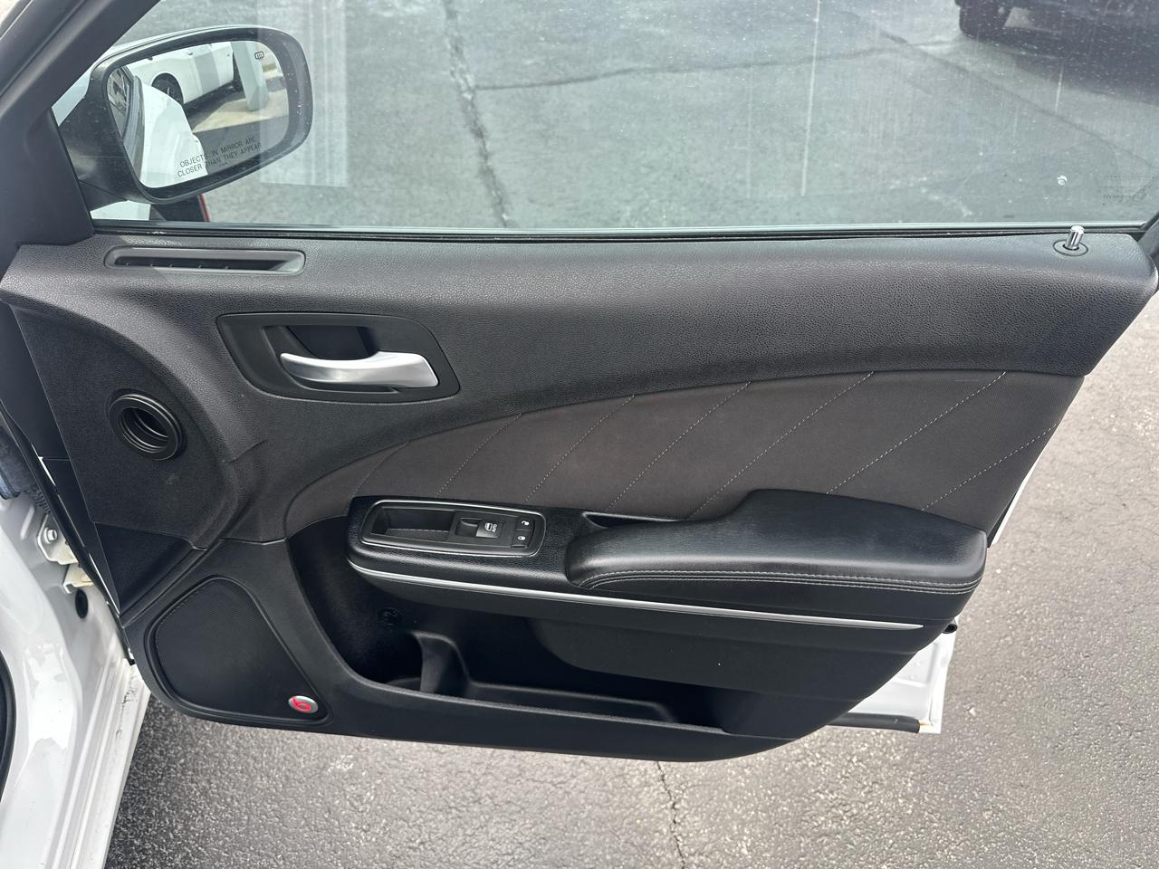 Dodge Charger 4dr Sdn SXT AWD 2015