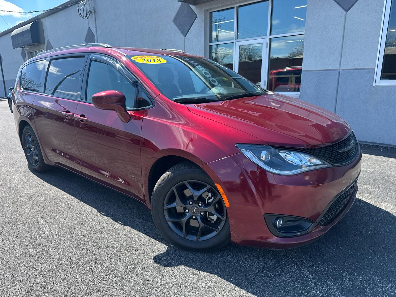 Chrysler Pacifica Touring L Plus FWD 2018