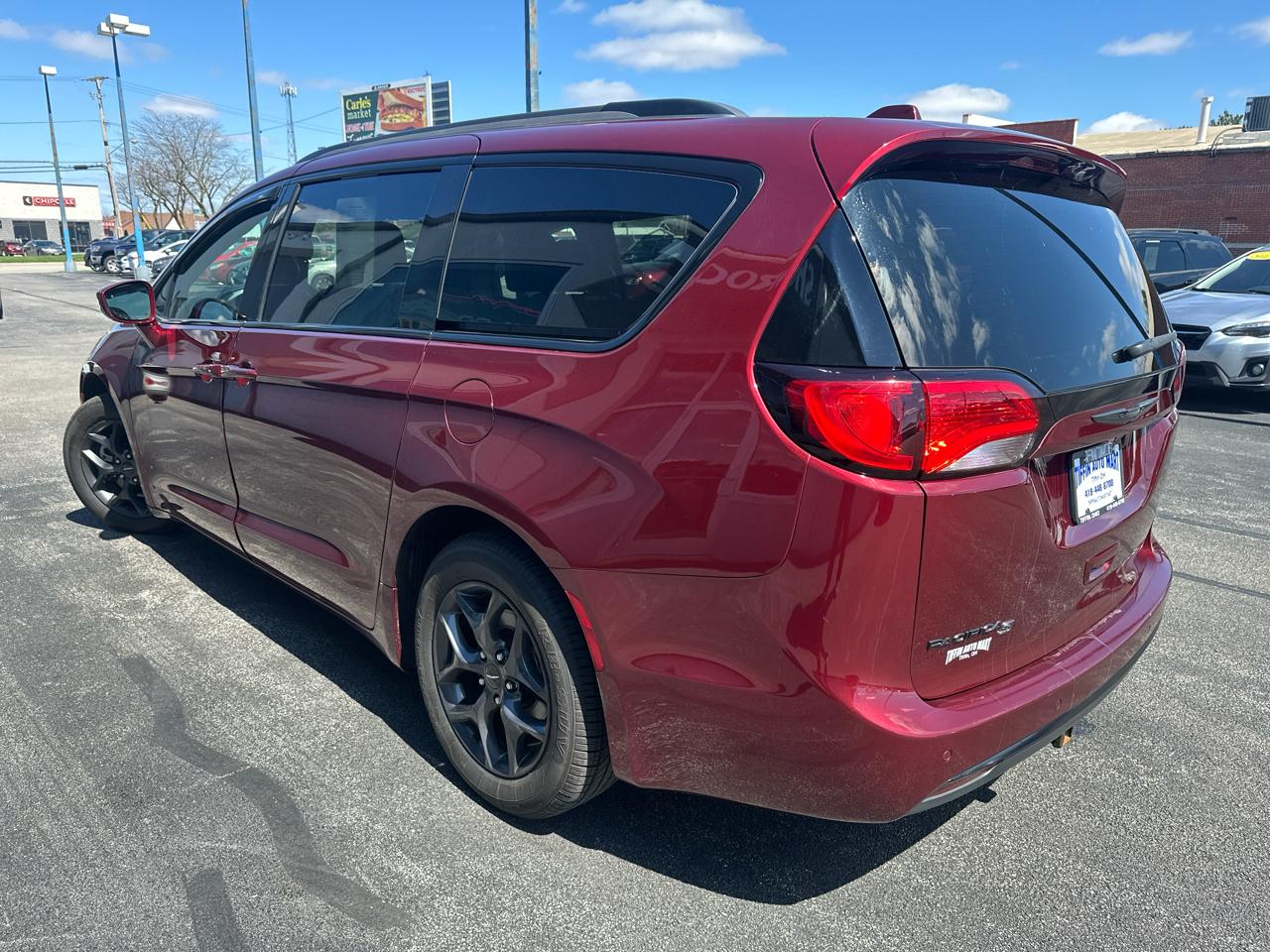 Chrysler Pacifica Touring L Plus FWD 2018
