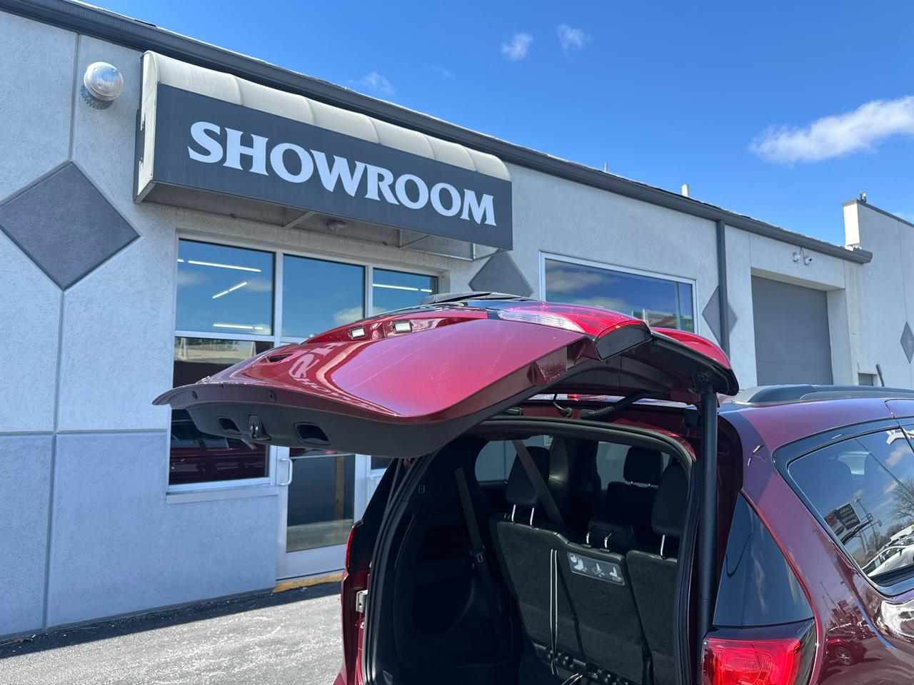 Chrysler Pacifica Touring L Plus FWD 2018