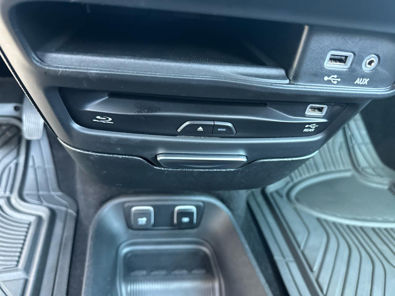 Chrysler Pacifica Touring L Plus FWD 2018