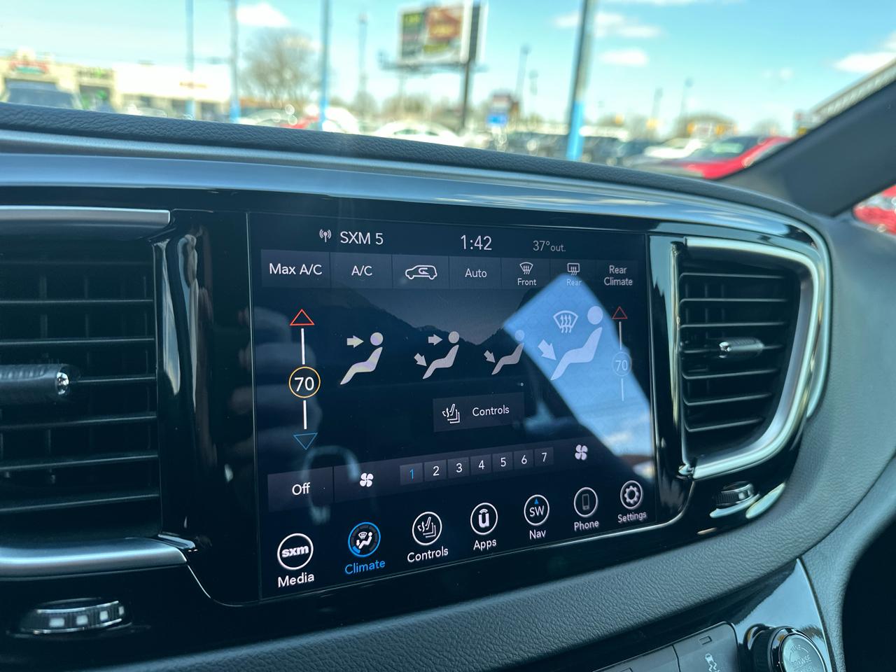 Chrysler Pacifica Touring L Plus FWD 2018