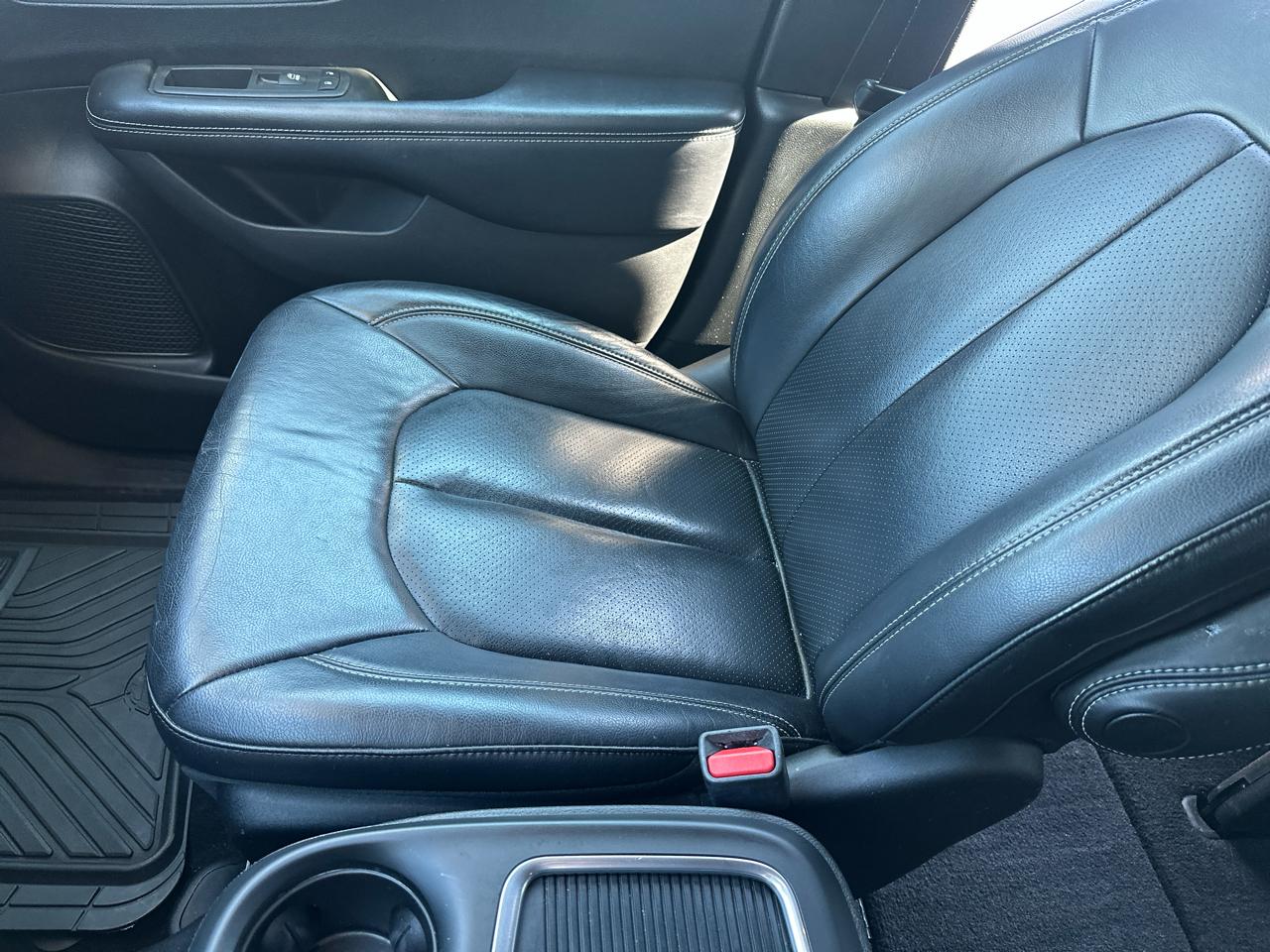 Chrysler Pacifica Touring L Plus FWD 2018