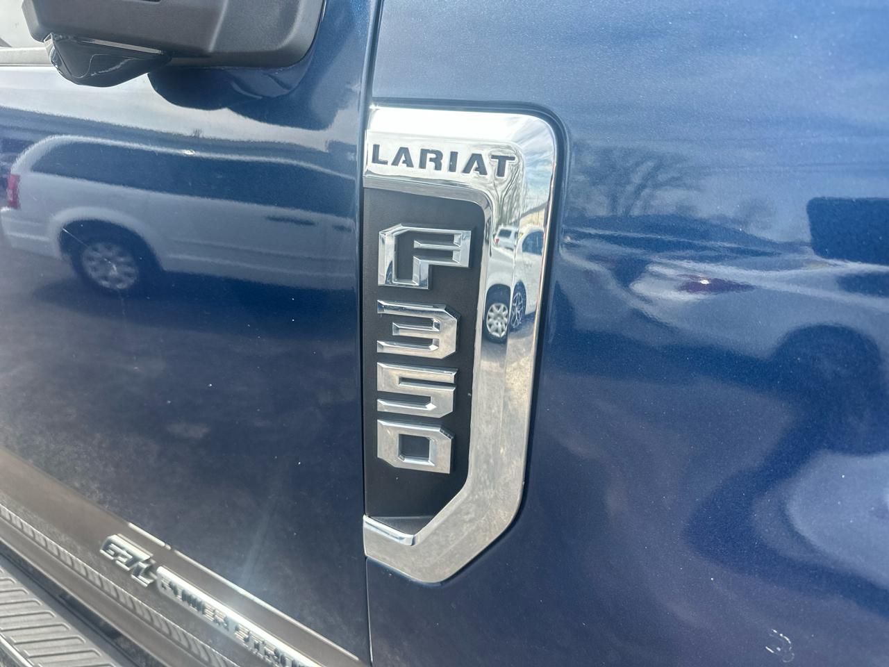 Ford Super Duty F-350 DRW  2017