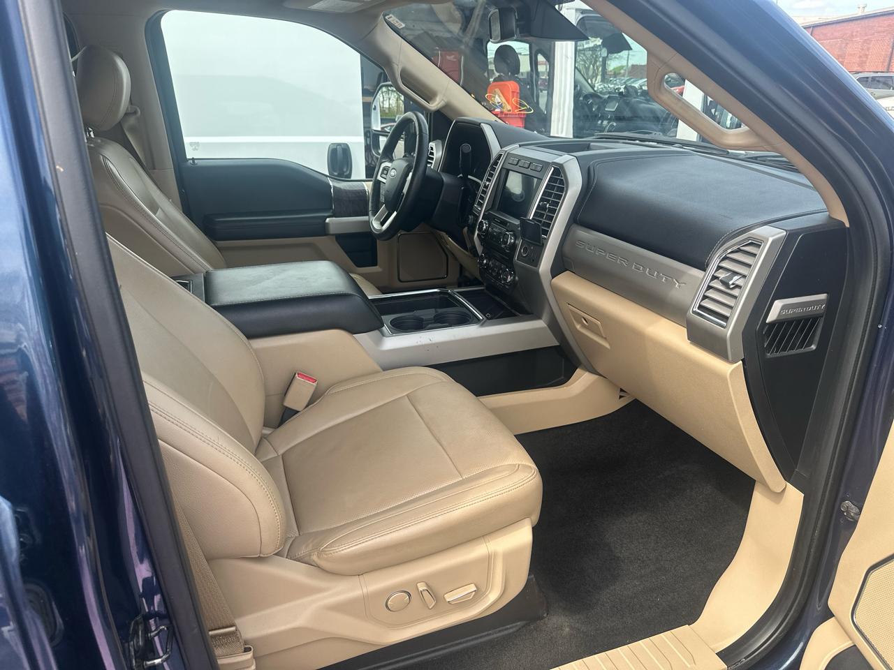 Ford Super Duty F-350 DRW  2017