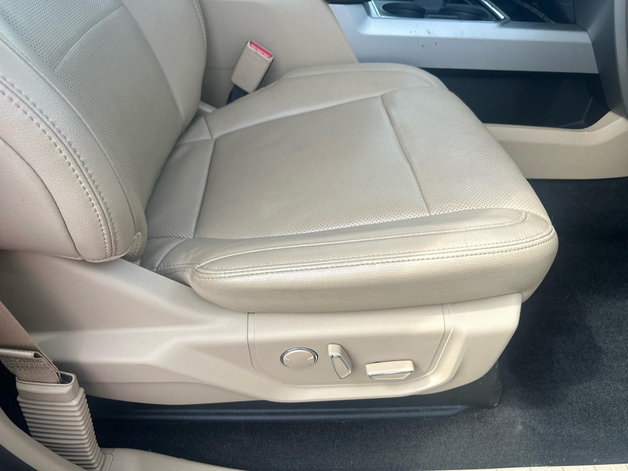 Ford Super Duty F-350 DRW  2017