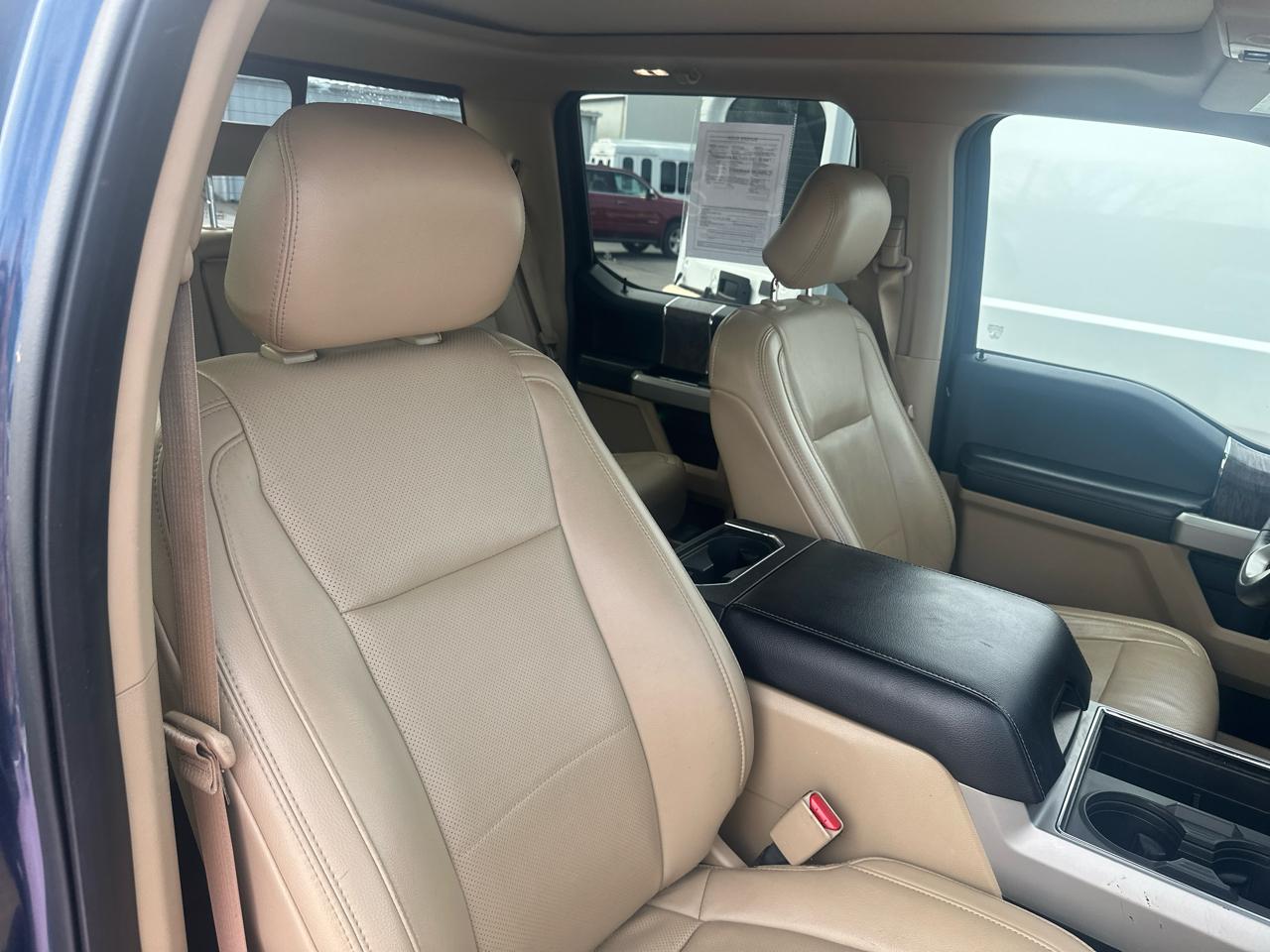 Ford Super Duty F-350 DRW  2017