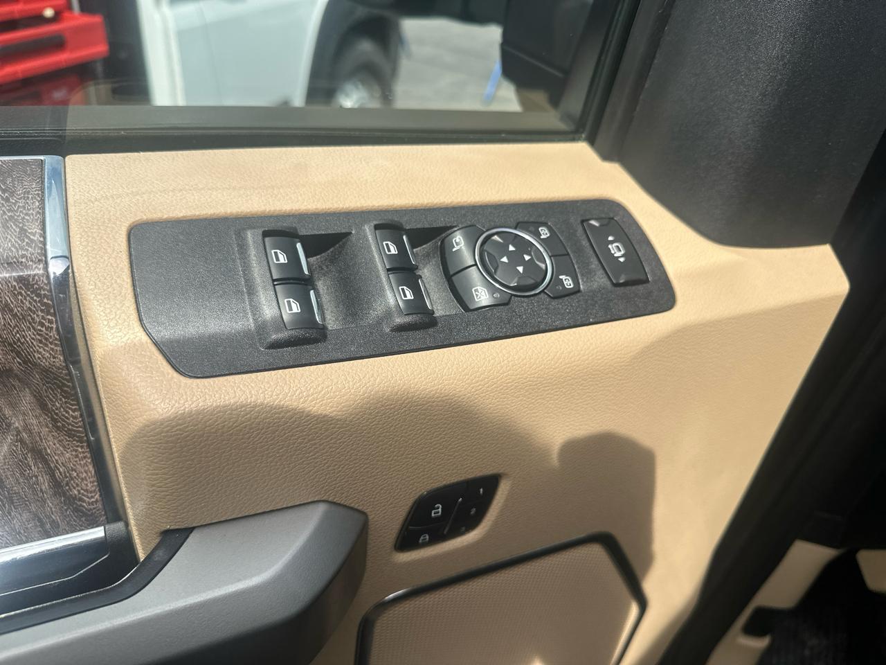 Ford Super Duty F-350 DRW  2017