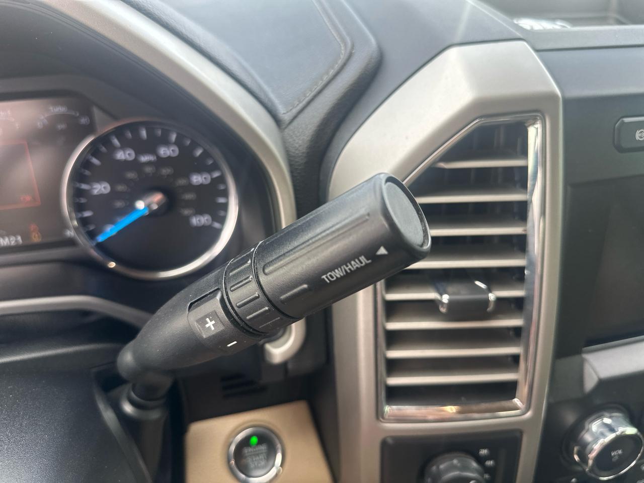 Ford Super Duty F-350 DRW  2017