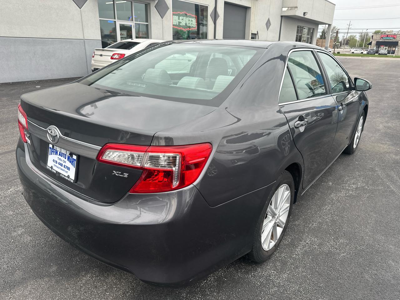 Toyota Camry  2012