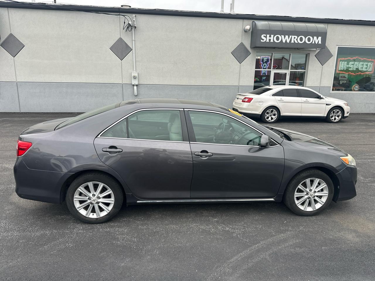 Toyota Camry  2012