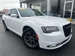 2016 Chrysler 300 