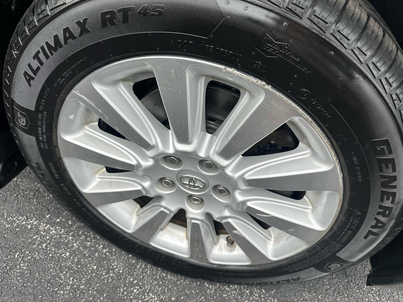 Toyota Sienna 5dr 7-Pass Van V6 Ltd AWD (Natl) 2014