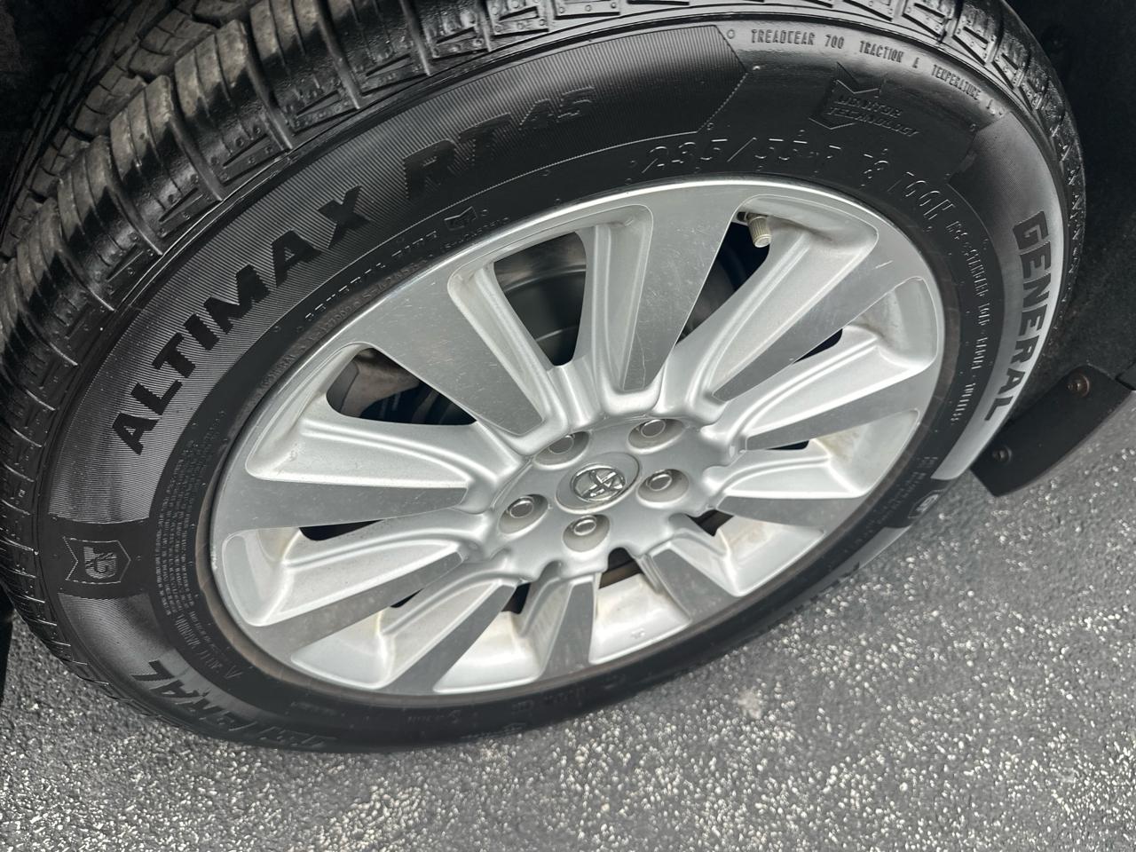 Toyota Sienna 5dr 7-Pass Van V6 Ltd AWD (Natl) 2014