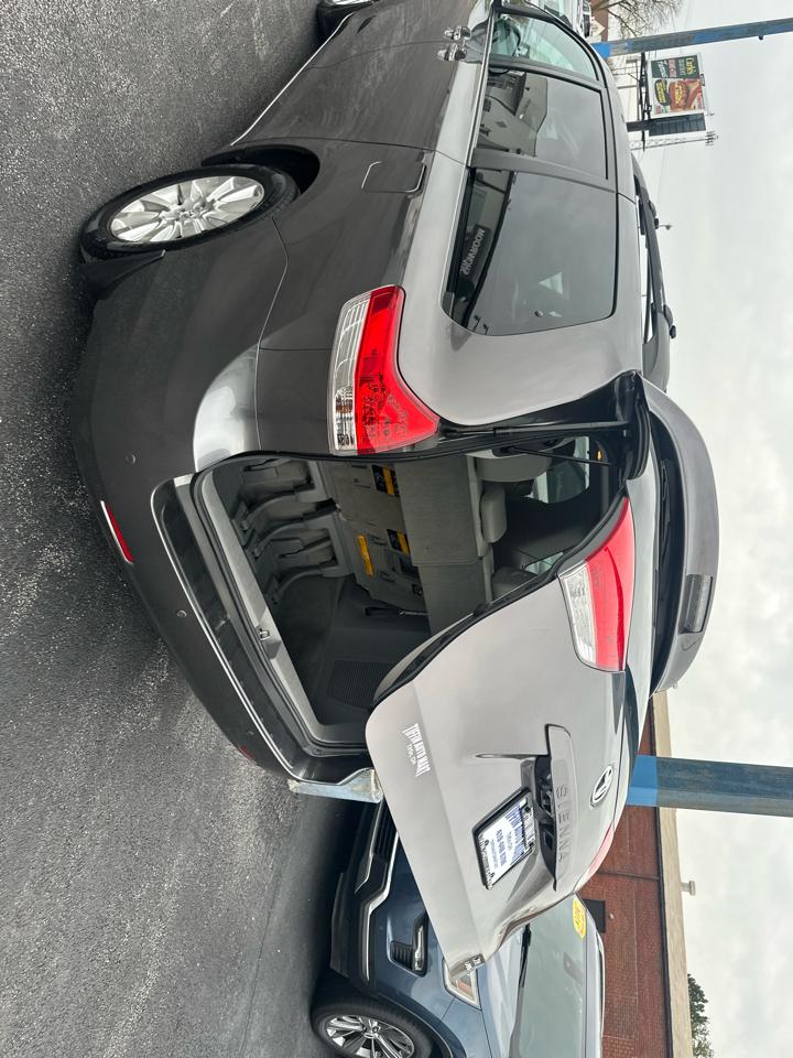 Toyota Sienna 5dr 7-Pass Van V6 Ltd AWD (Natl) 2014