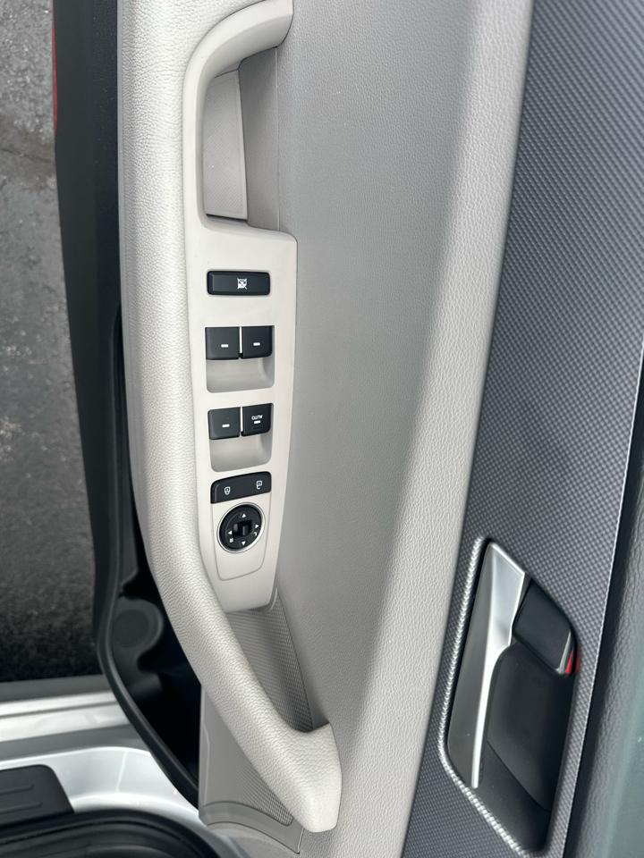 Hyundai Sonata SE 2.4L 2018