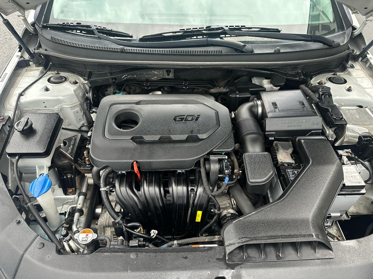 Hyundai Sonata SE 2.4L 2018
