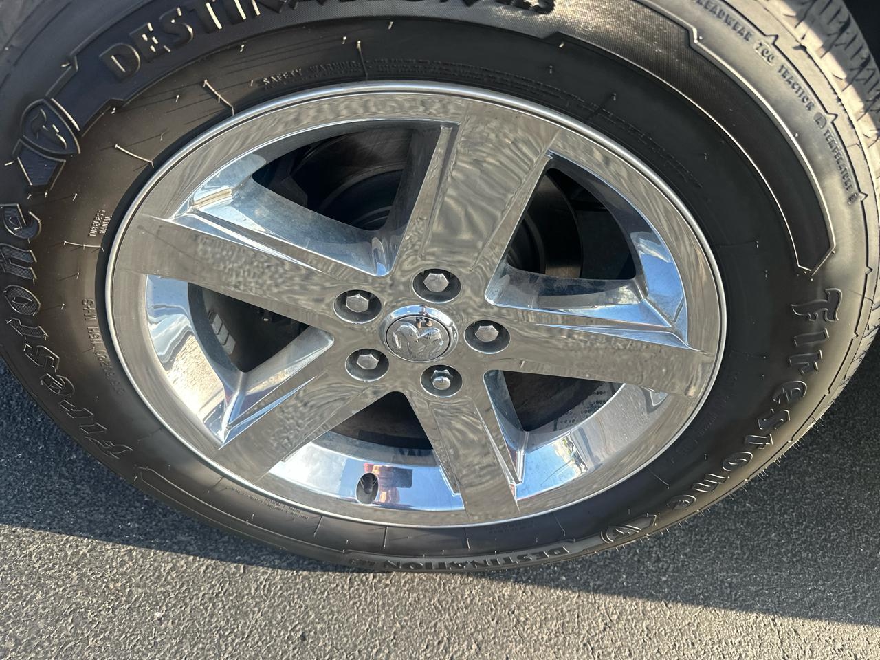 RAM 1500 4WD Crew Cab 140.5" Express 2014