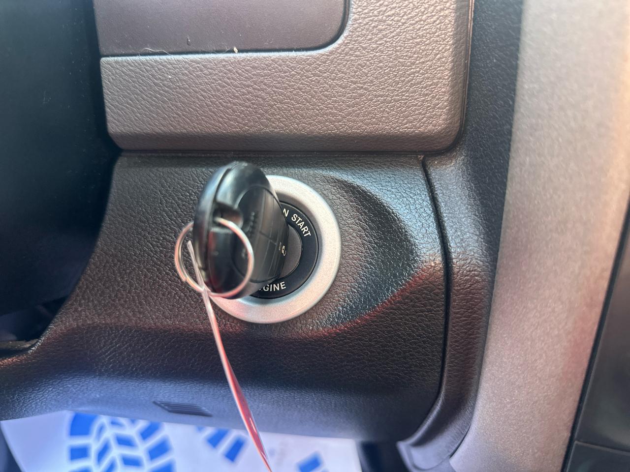 RAM 1500 4WD Crew Cab 140.5" Express 2014