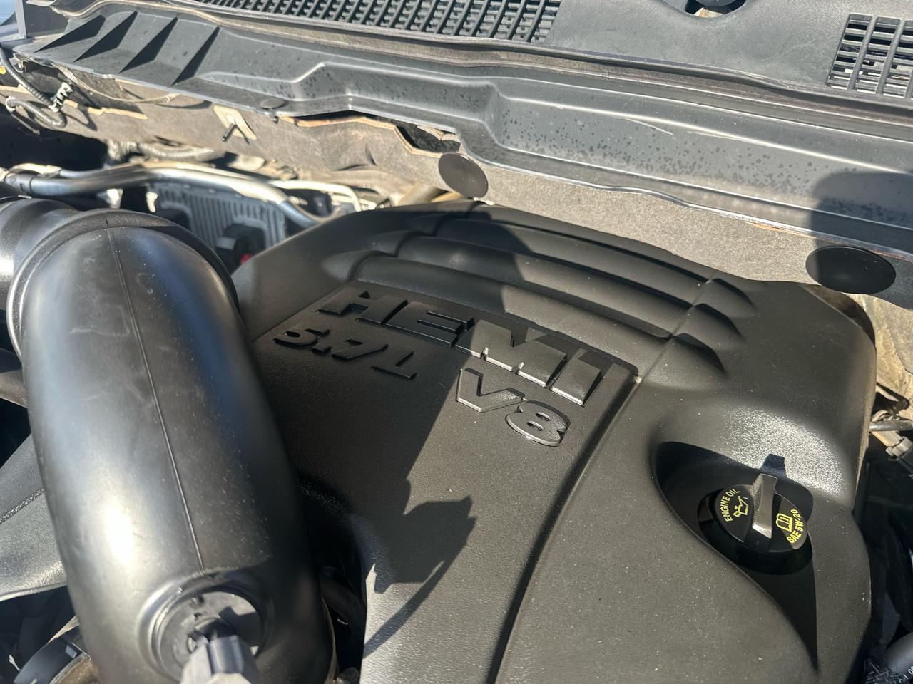 RAM 1500 4WD Crew Cab 140.5" Express 2014