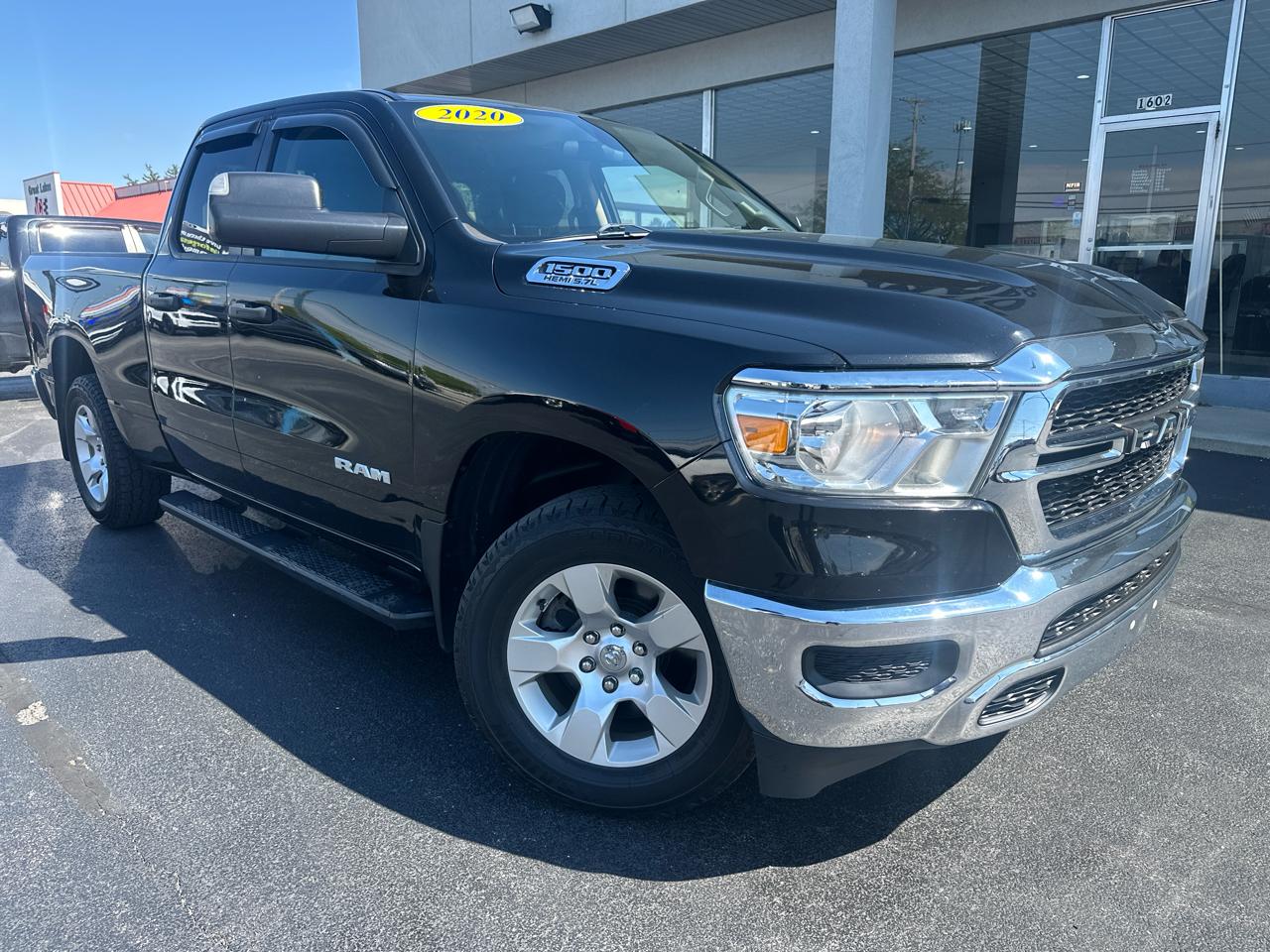 RAM 1500 Tradesman 4x4 Quad Cab 6'4" Box 2020