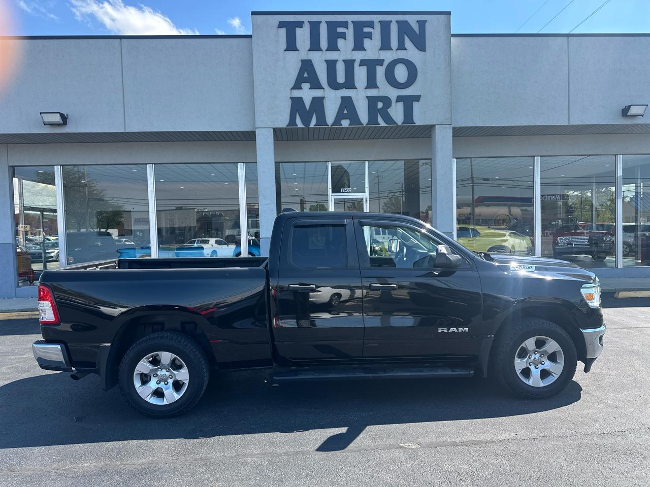 RAM 1500 Tradesman 4x4 Quad Cab 6'4" Box 2020