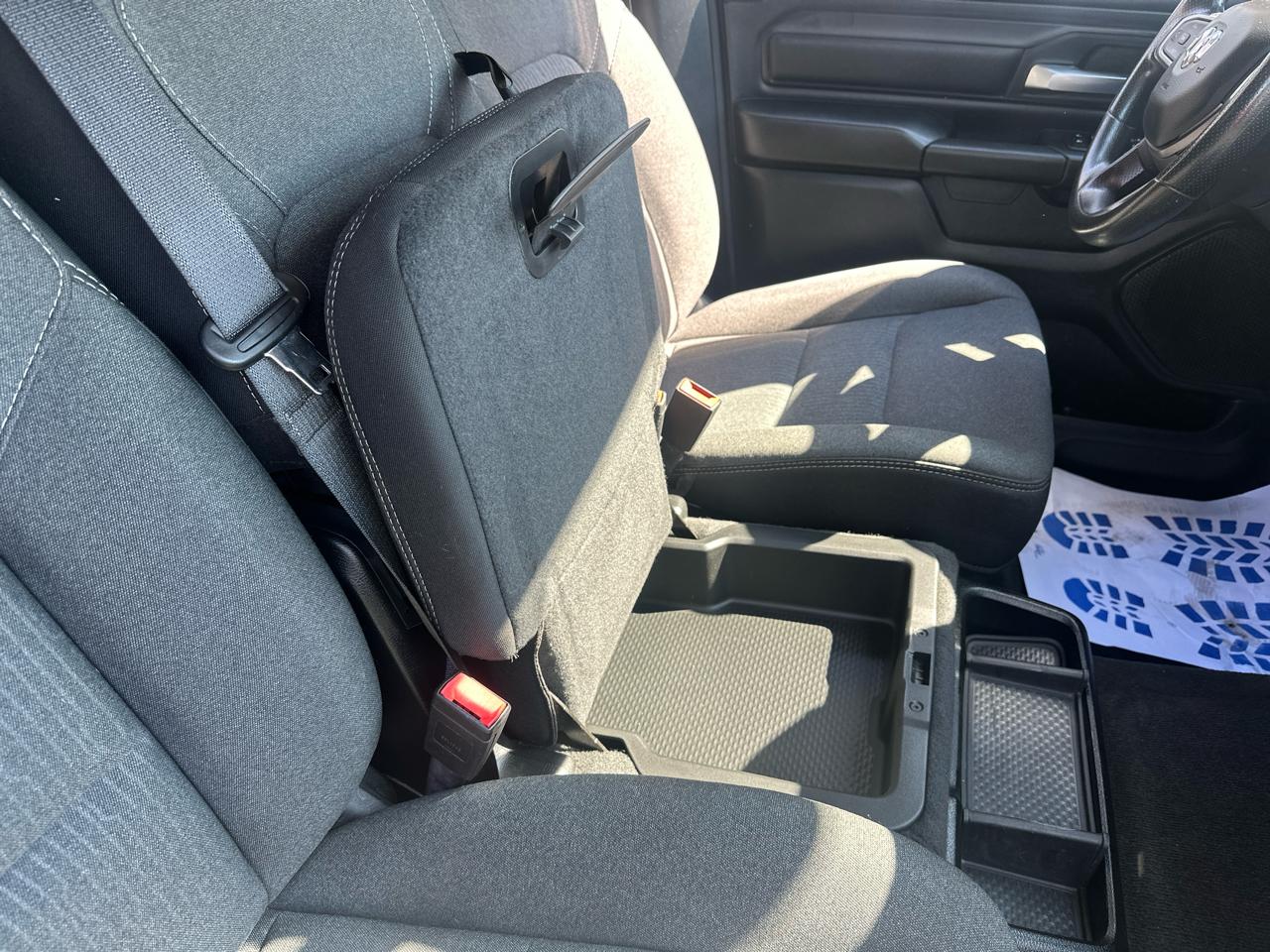 RAM 1500 Tradesman 4x4 Quad Cab 6'4" Box 2020