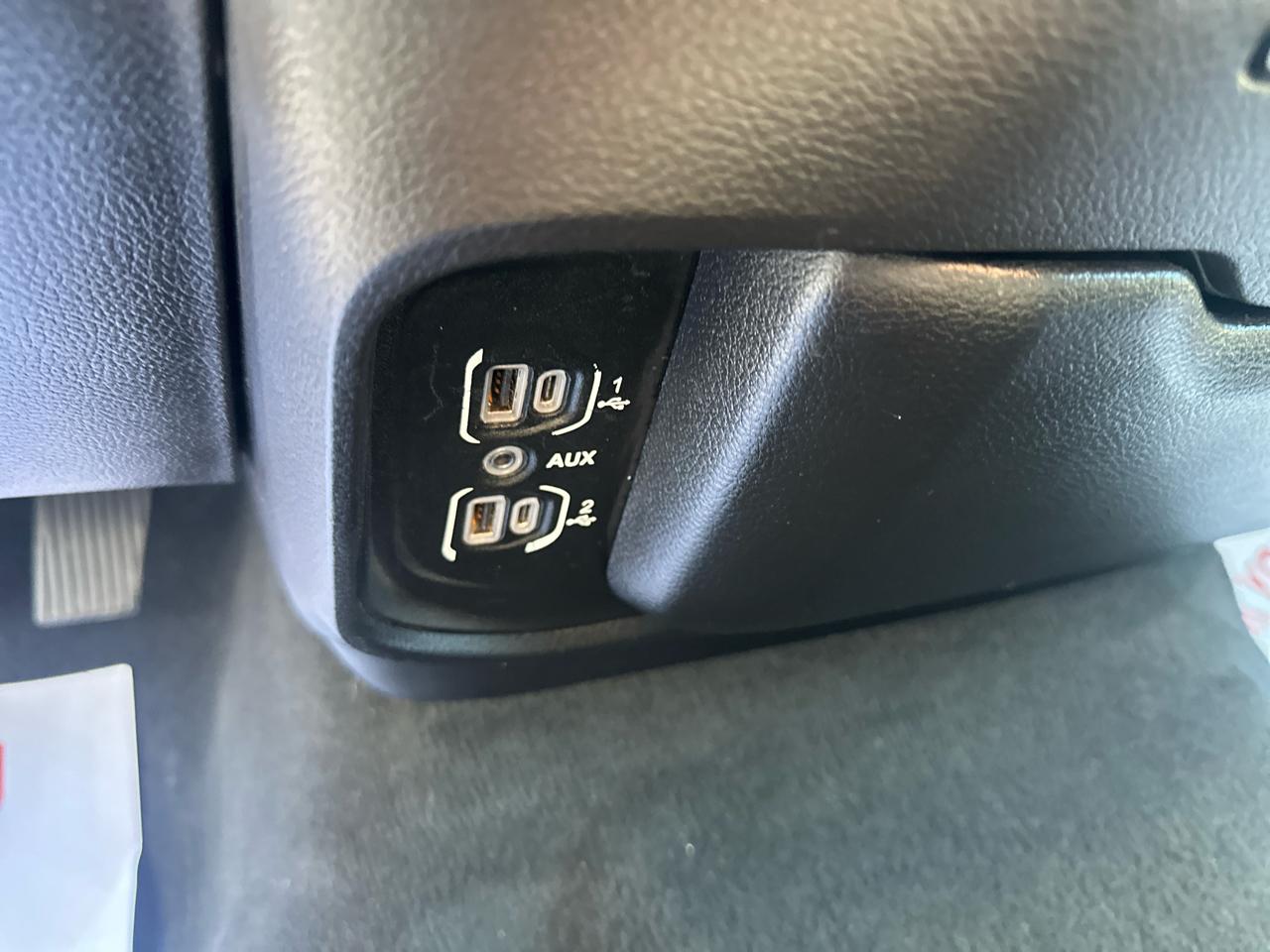 RAM 1500 Tradesman 4x4 Quad Cab 6'4" Box 2020