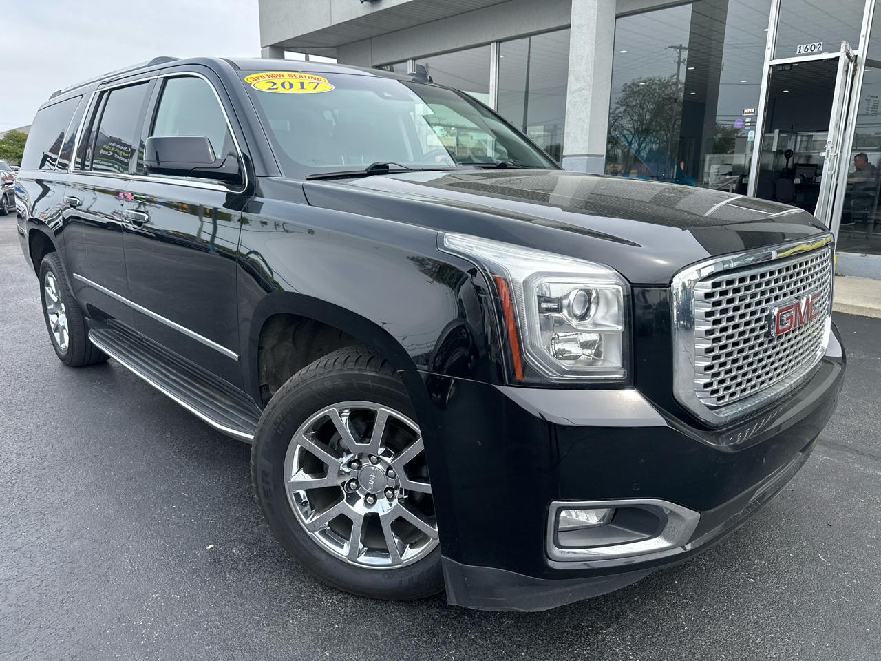 GMC Yukon XL 4WD 4dr Denali 2017