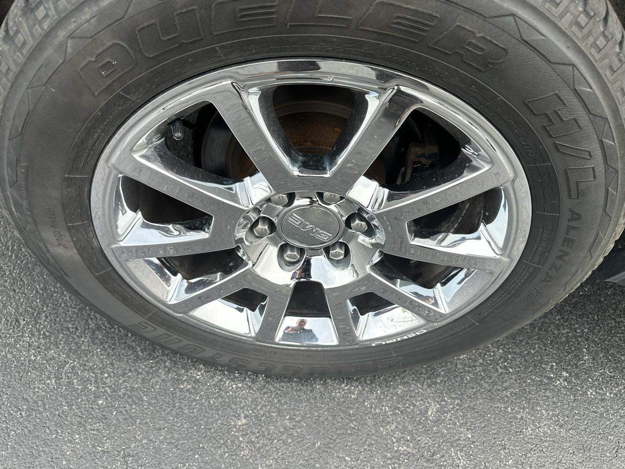 GMC Yukon XL 4WD 4dr Denali 2017