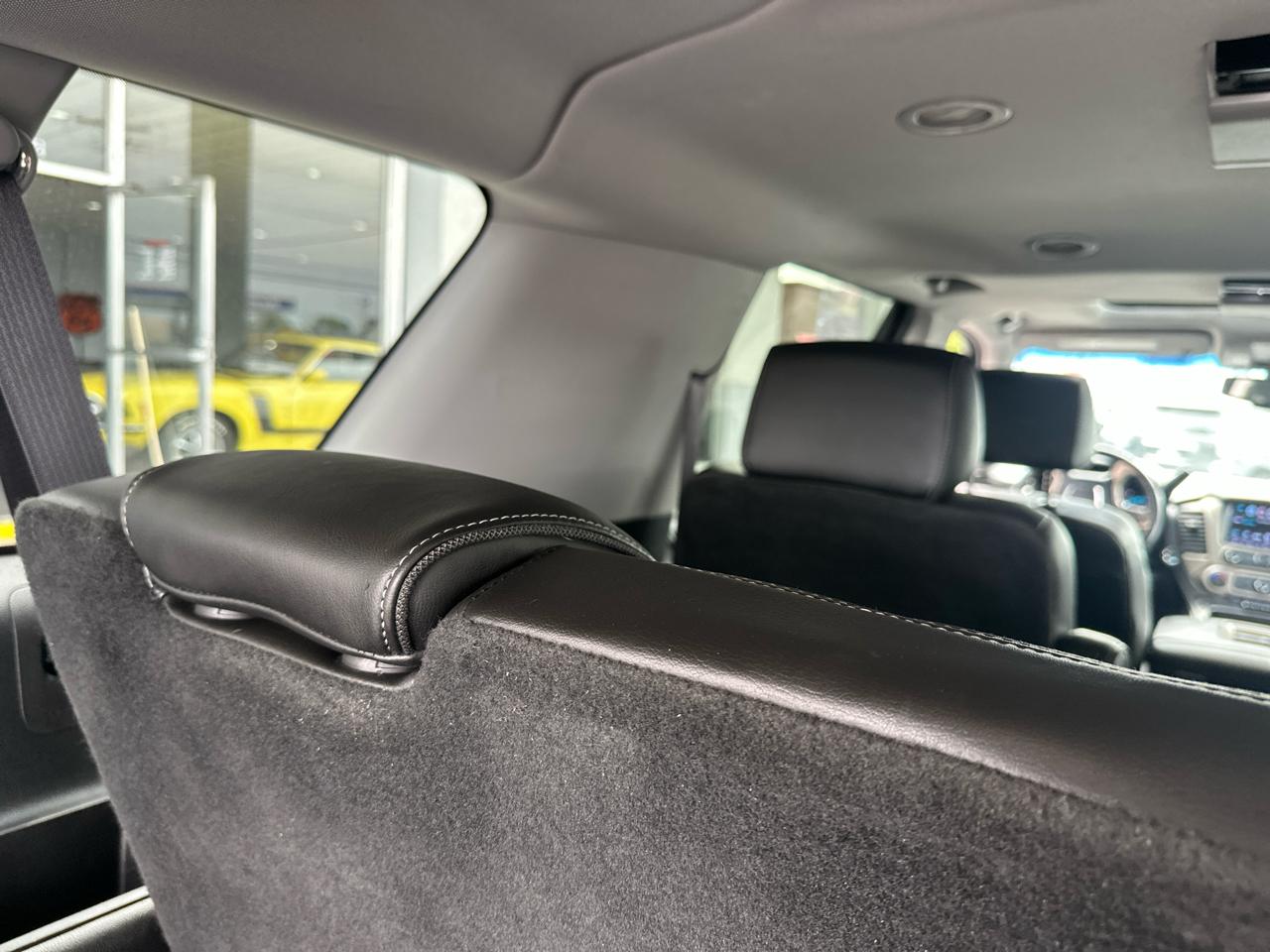 GMC Yukon XL 4WD 4dr Denali 2017
