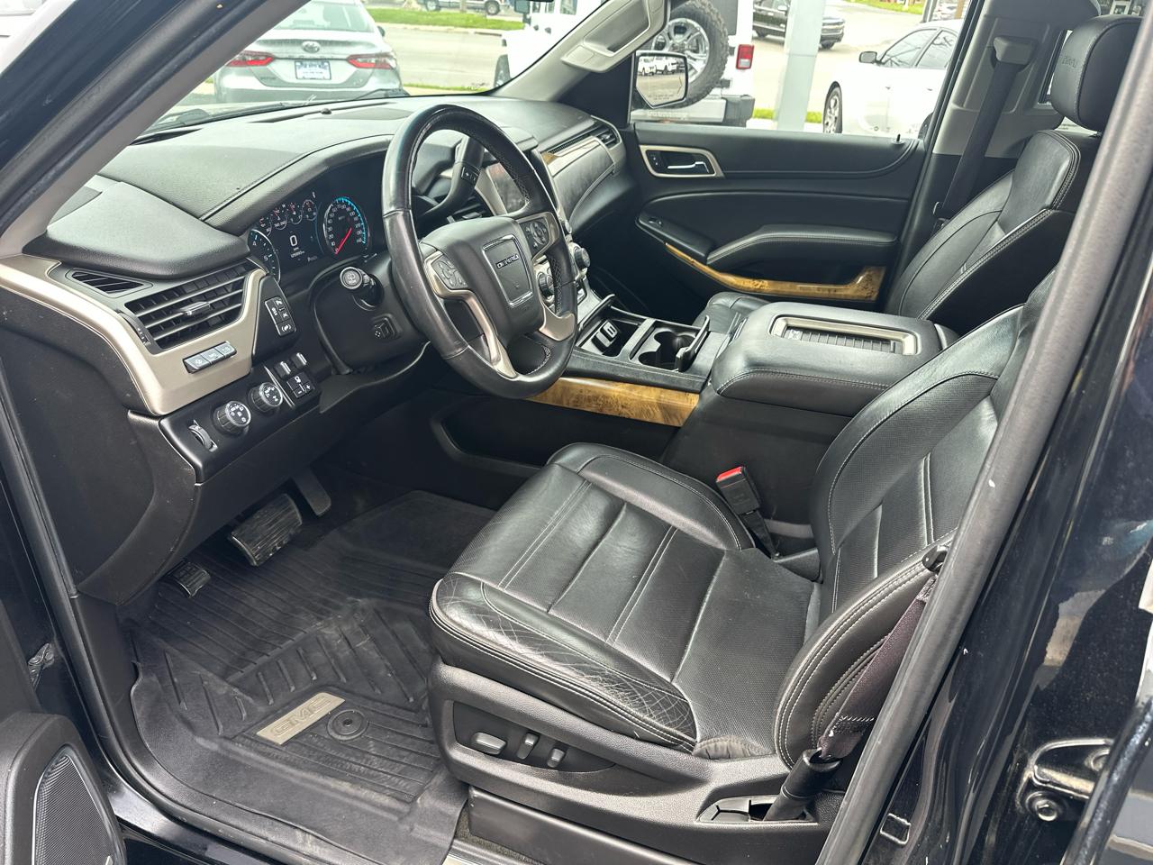 GMC Yukon XL 4WD 4dr Denali 2017