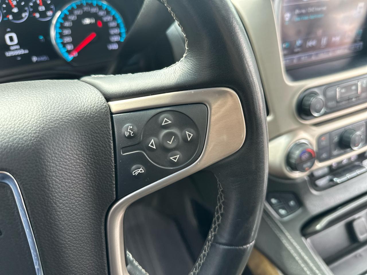 GMC Yukon XL 4WD 4dr Denali 2017