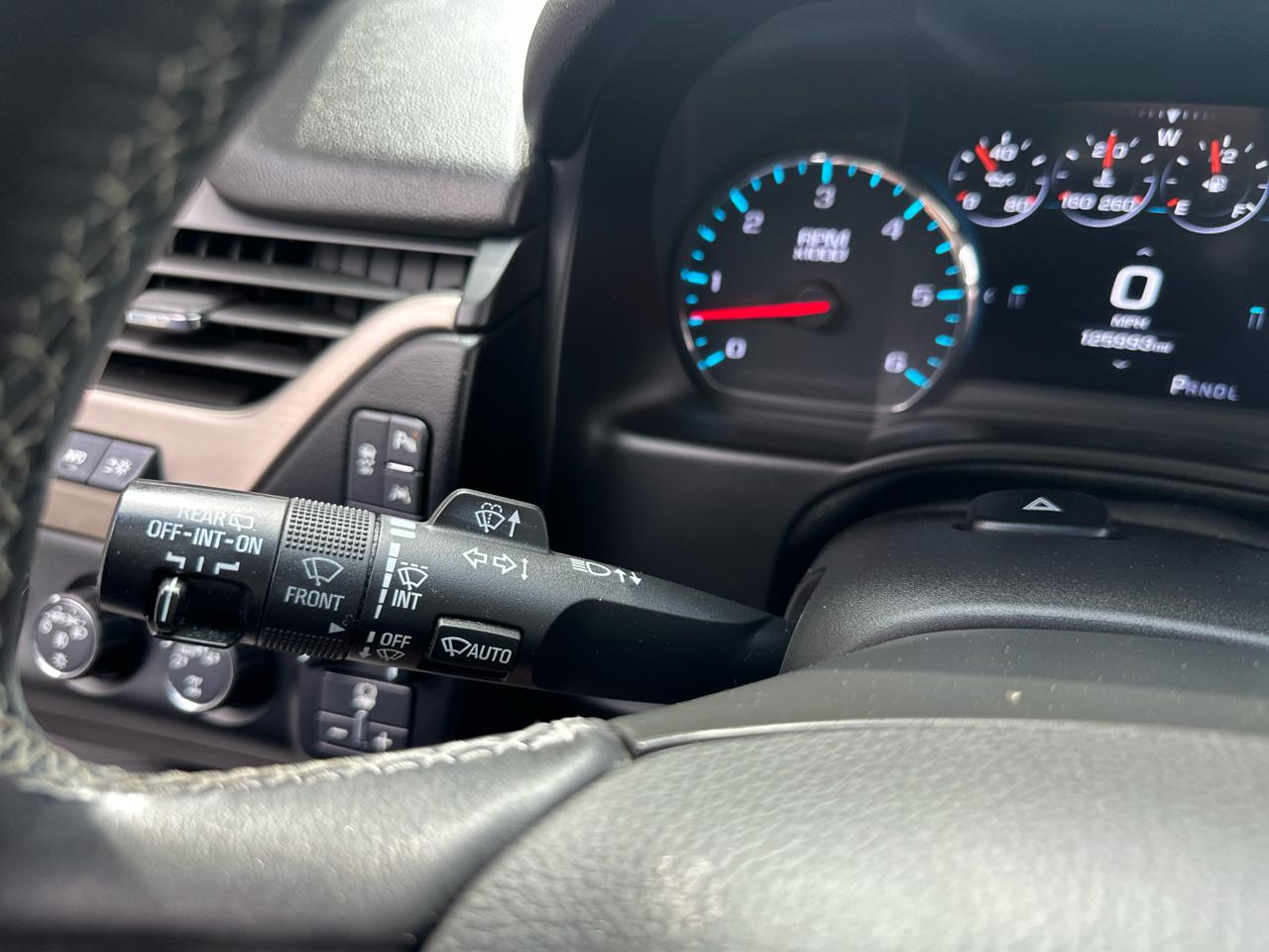 GMC Yukon XL 4WD 4dr Denali 2017