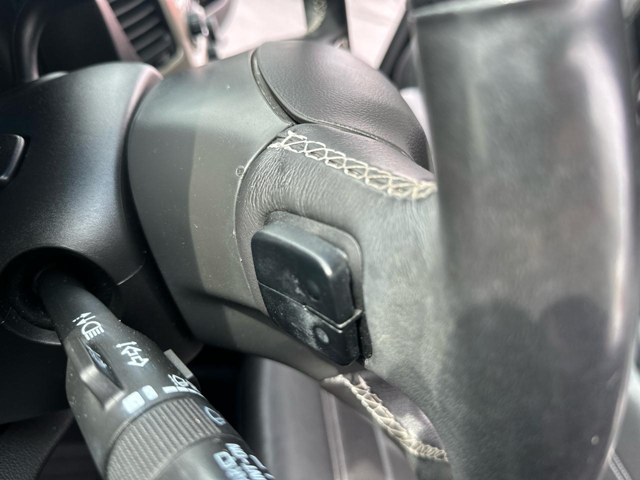 GMC Yukon XL 4WD 4dr Denali 2017