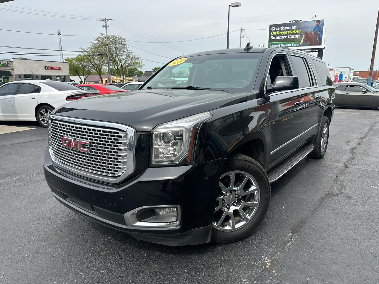 GMC Yukon XL 4WD 4dr Denali 2017