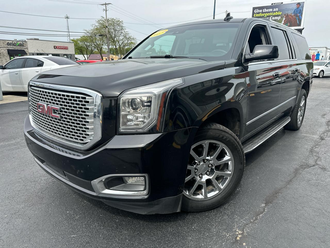 GMC Yukon XL 4WD 4dr Denali 2017