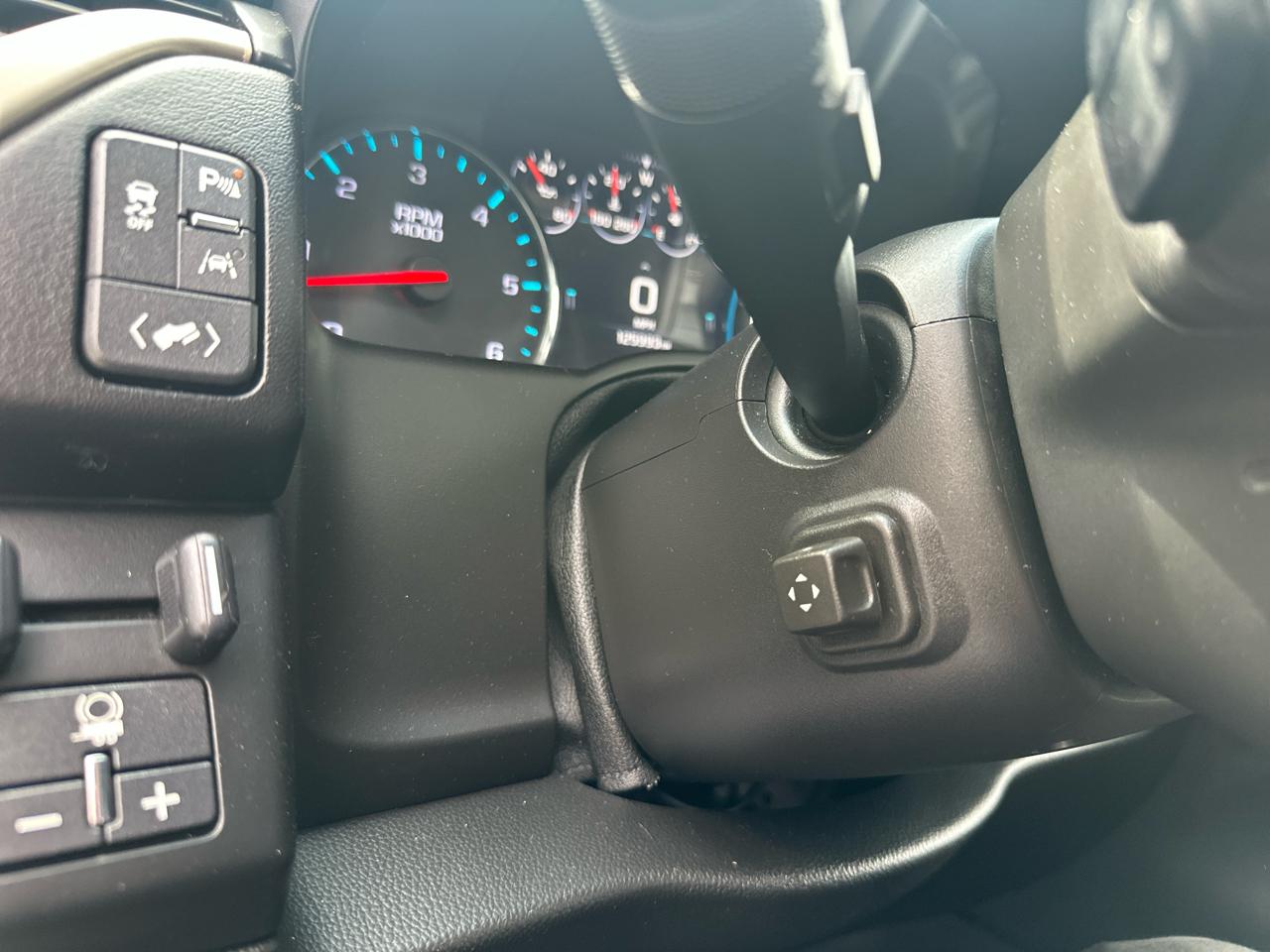 GMC Yukon XL 4WD 4dr Denali 2017