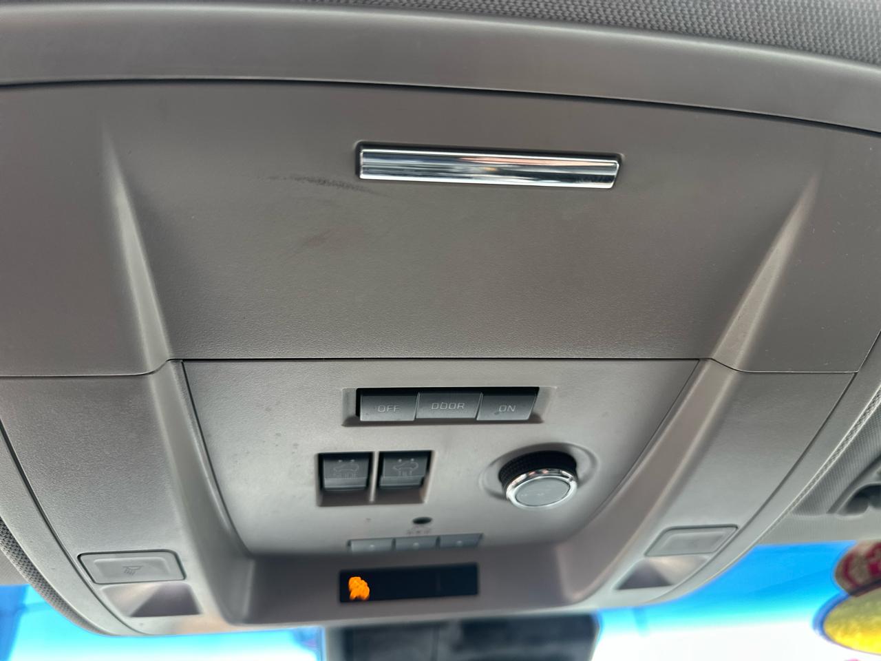 GMC Yukon XL 4WD 4dr Denali 2017