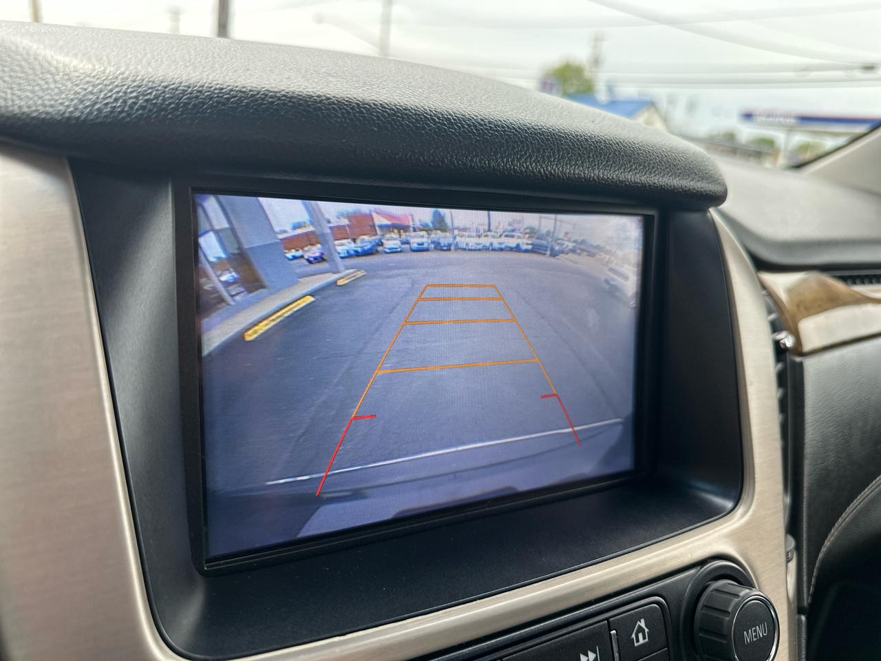 GMC Yukon XL 4WD 4dr Denali 2017